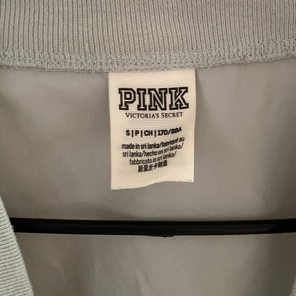 Wind Breaker (Victorias Secret) - Picture 5 of 5